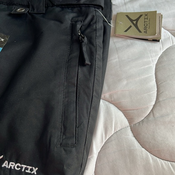 Arctix Men’s NWT Black Insulated Snow Pants Ski Gear Cargo Insulated LG 36-38W - Picture 4 of 9